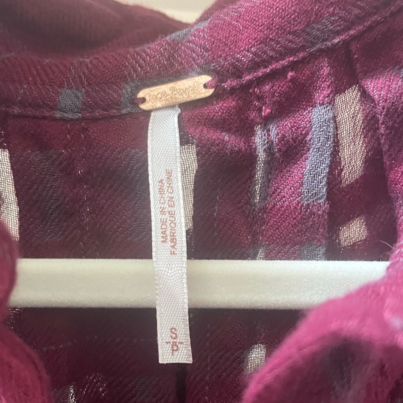 Free People Burgundy Plaid Blouse Size Small - Picture 3 of 3